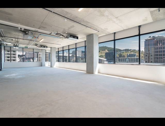 609M² OFFICE FOR SALE IN CAPE TOWN CITY CENTRE
